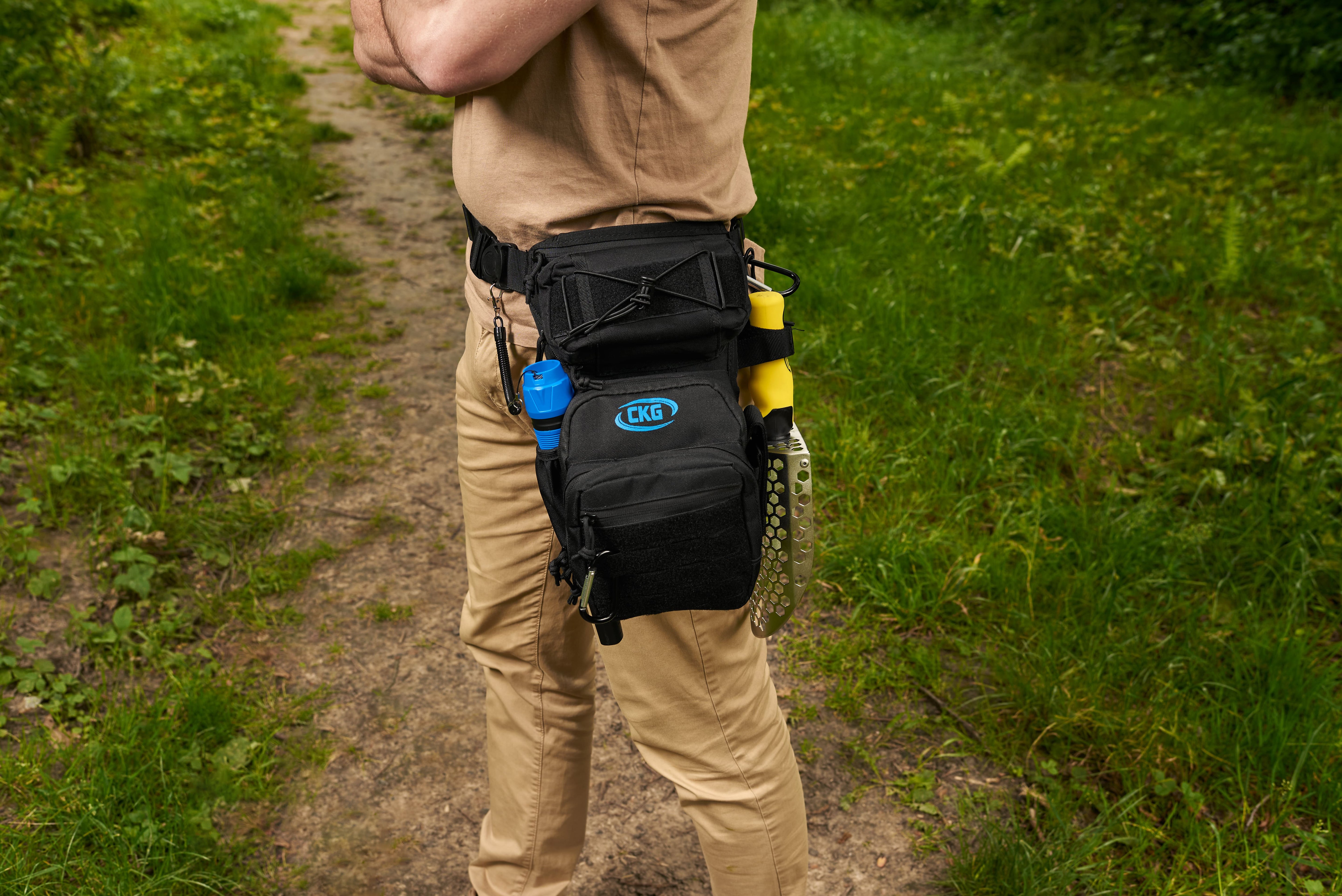 Tactical Waist Pouch for Metal Detecting